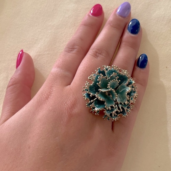 Vintage stretch rings, set of 3 - Picture 2 of 16